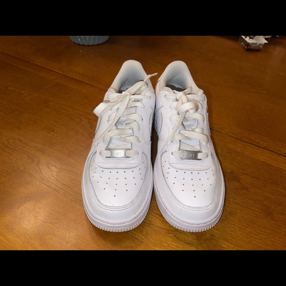 Grade School Nike Force 1